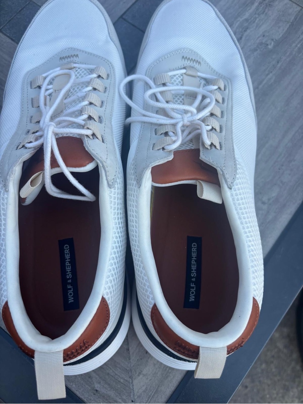 WOLFE & SHEPHERD Men’s White Mesh Sneakers with Brown Details